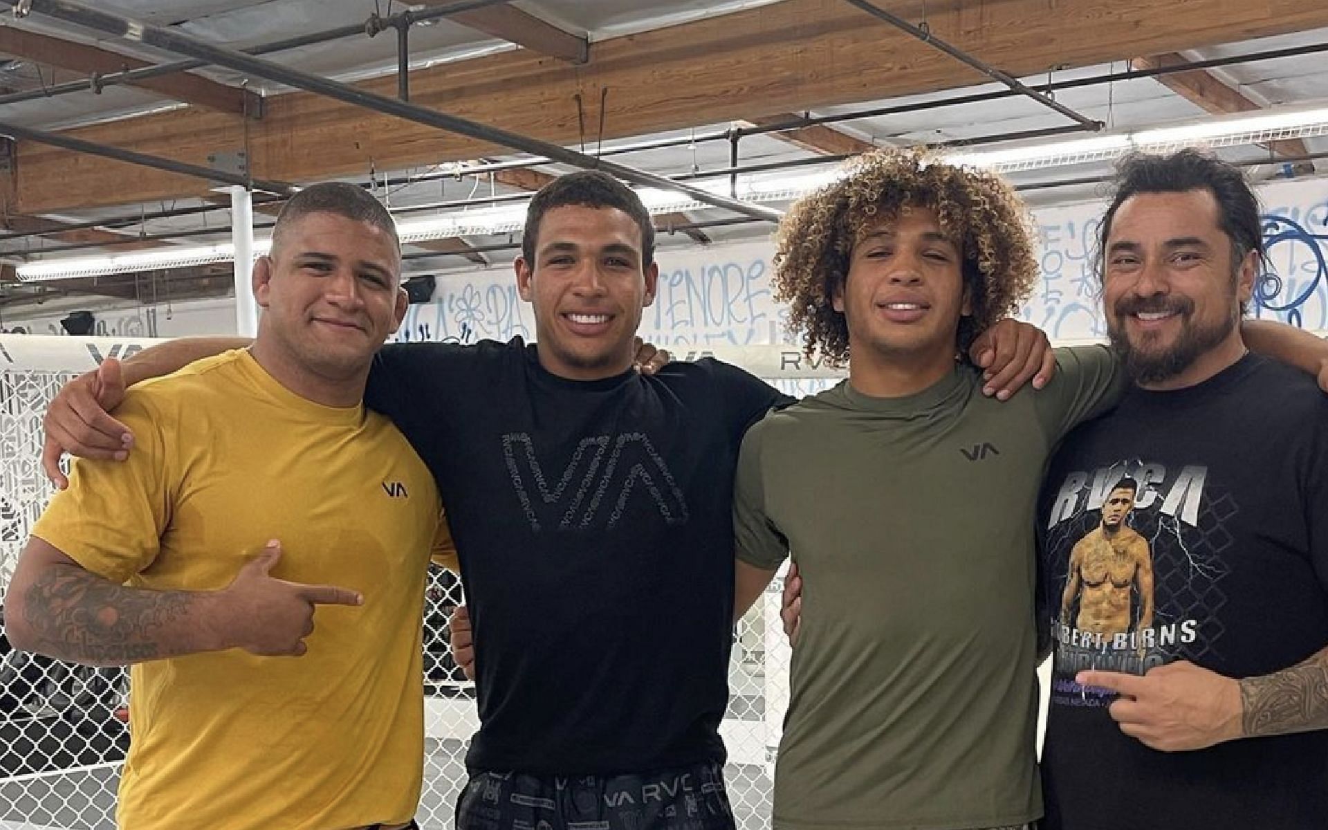 The Ruotolo brothers Tye and Kade (second and third from left) trains with Gilbert Burns and PM Tenore. [Photo Ruotolo brothers Instagram]