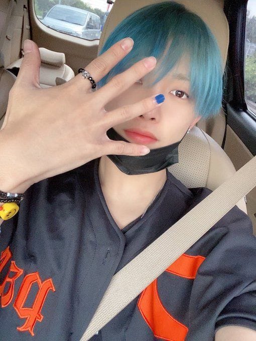 5 fourth-generation K-pop group leaders