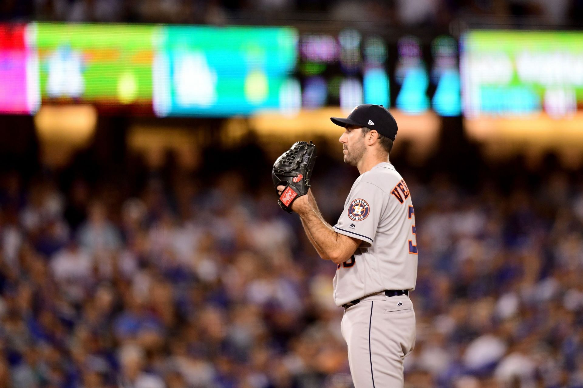 Justin Verlander of the Houston Astros on the mound.