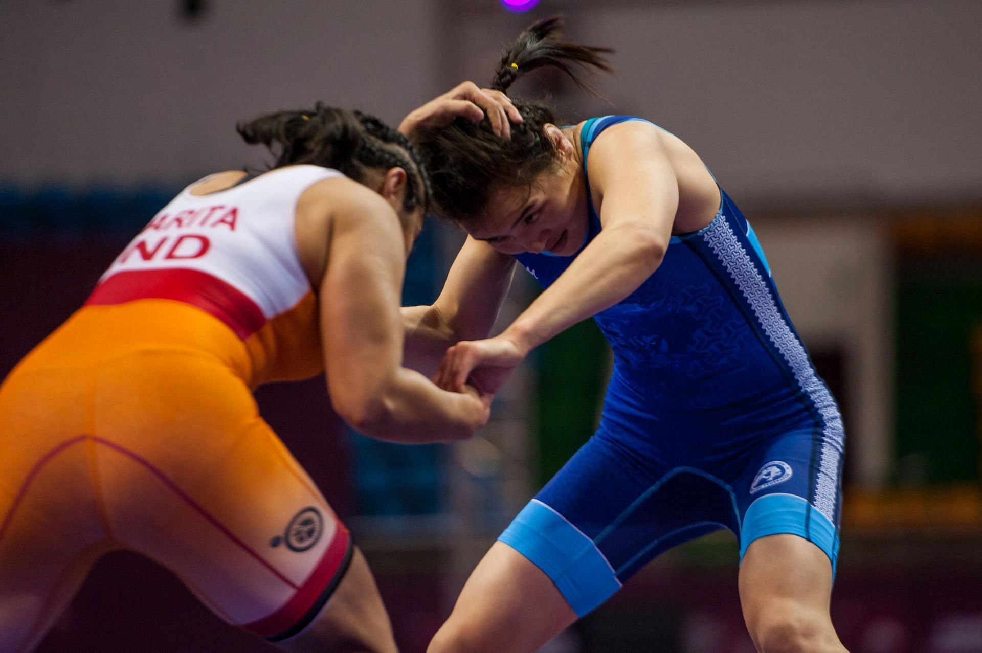 India&rsquo;s Sarita Mor (L) in action at an international meet. (File photo. Credit UWW)