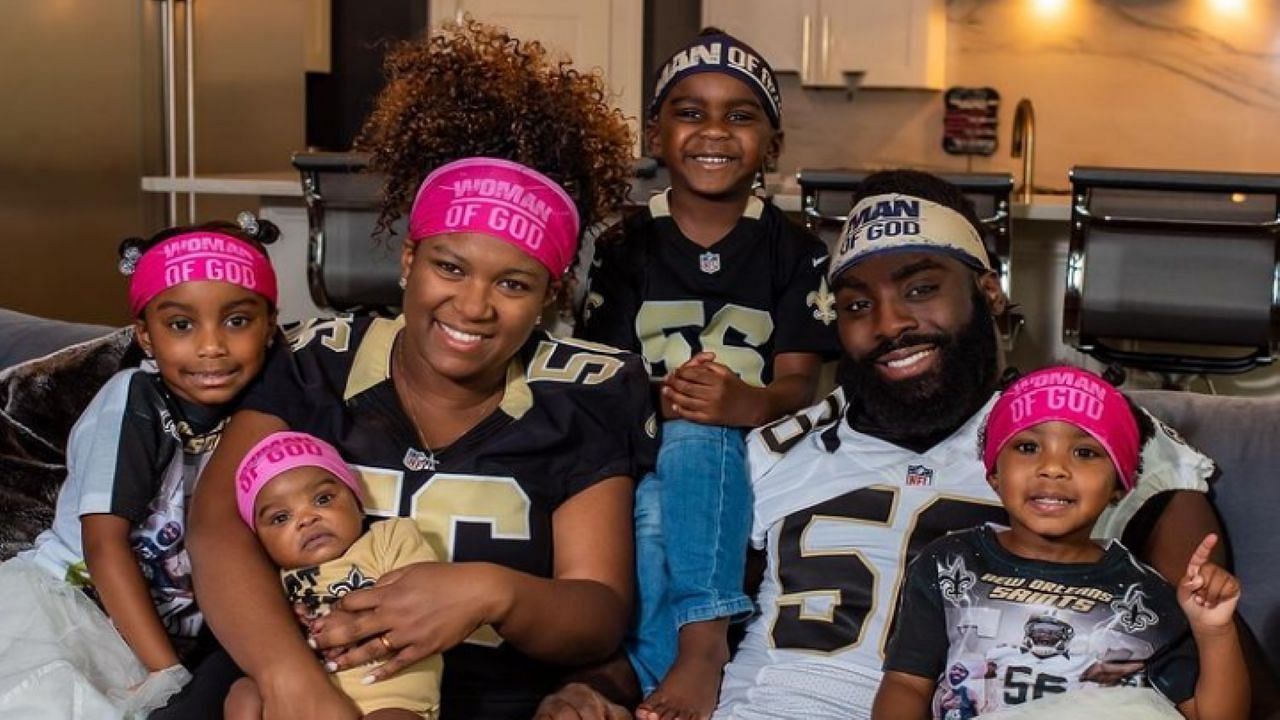 New Orleans Saints linebacker Demario Davis with his wife, Tamela, and his four kids. (Photo courtesy of Instagram/@d56davis)