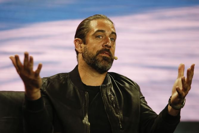 NFL News Roundup - Aaron Rodgers played key role in Packers acquiring Sammy Watkins; Herschel Walker makes controversial comment on transgender athletes and more - 18 April 2022
