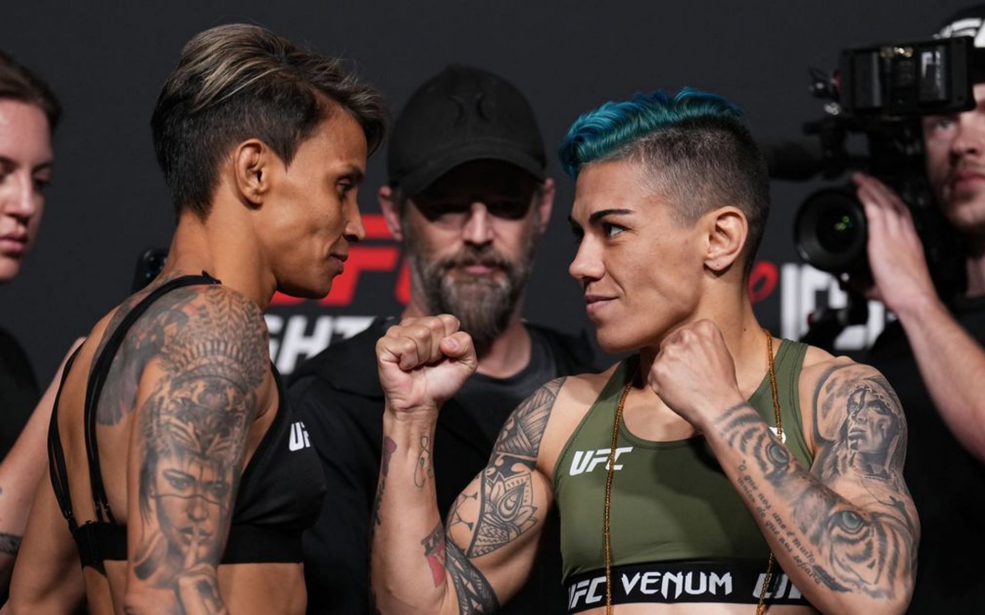 Amanda Lemos (left) and Jessica Andrade (via @WONF4W on Twitter)