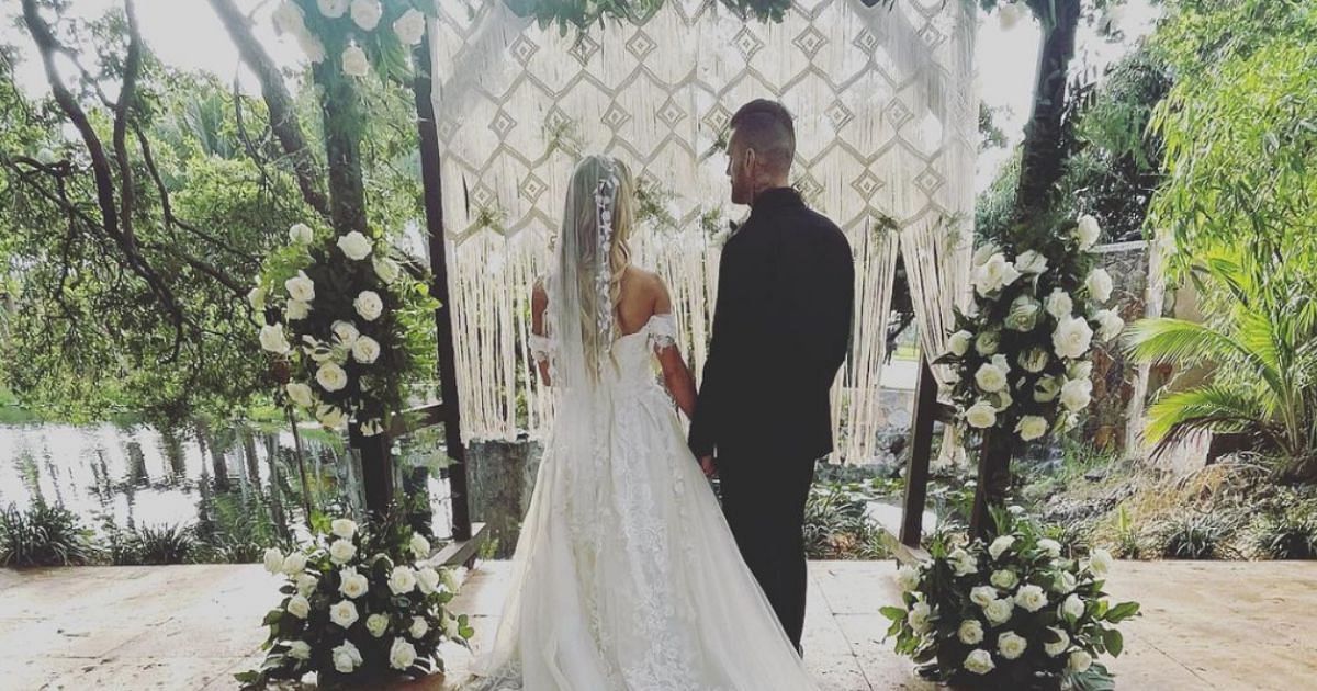 Carmella and Corey Graves got hitched!