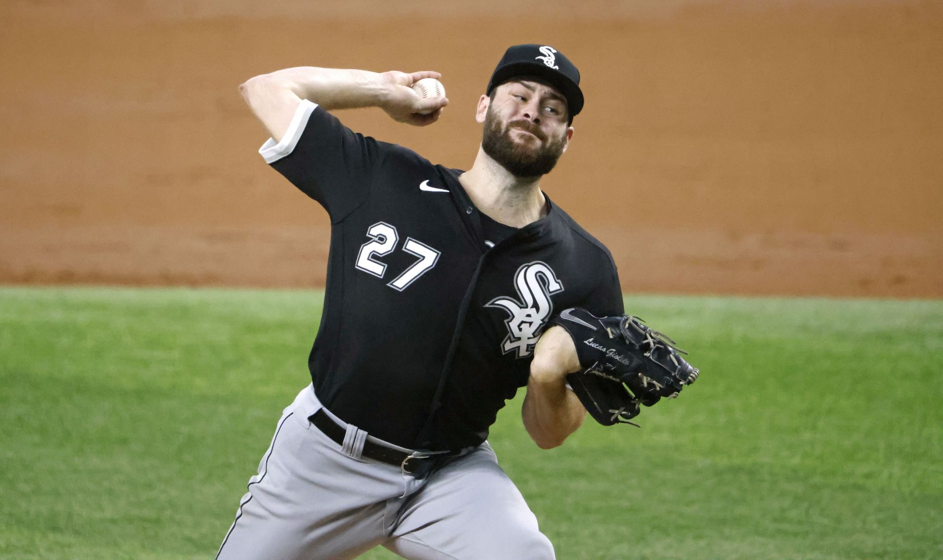 Chicago White Sox v Texas Rangers