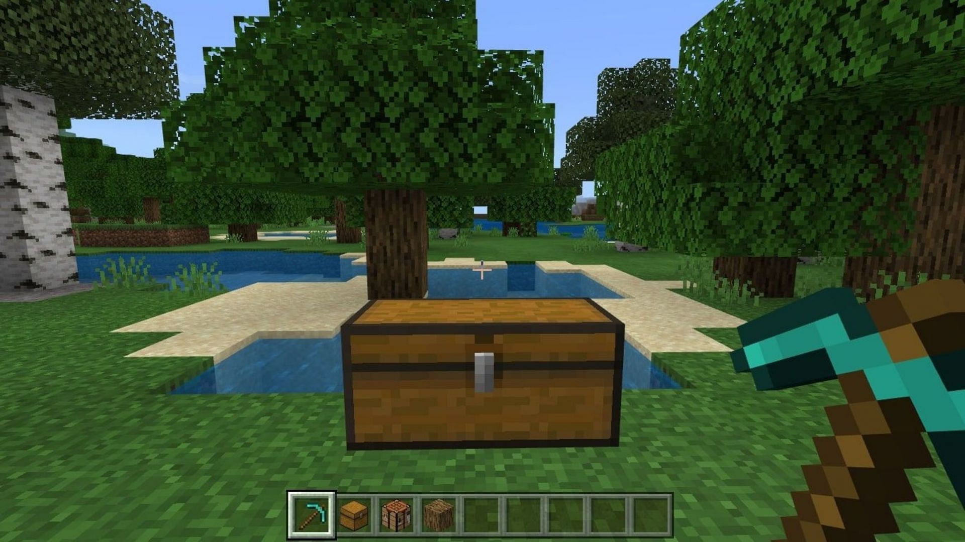 Standard chests are all about storage (Image via Mojang)