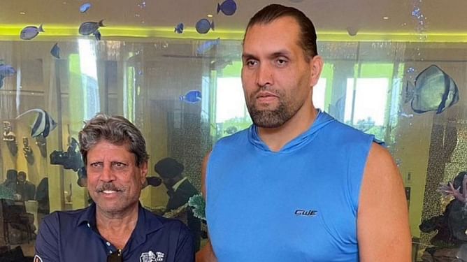 WWE दिग्गज The Great Khali ने भारत को वर्ल्ड कप जिताने वाले कप्तान के साथ डाली फोटो, दिया जबरदस्त कैप्शन