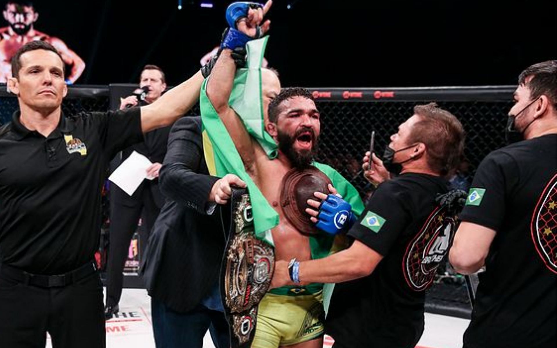 Patricio Pitbull celebrates his win against A.J. McKee. Photo credit: Lucas Noonan / BellatorMMA