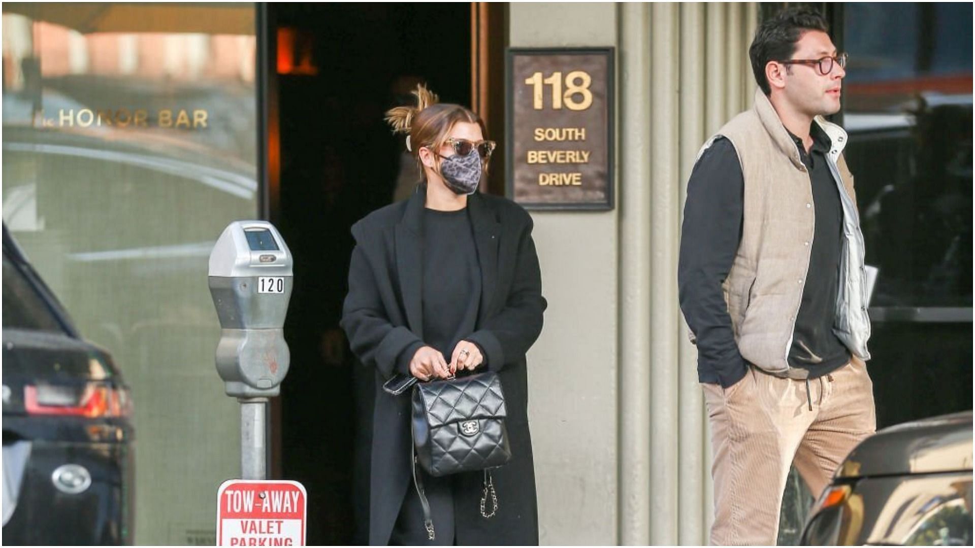 Sofia Richie and Elliot Grainge are seen on December 08, 2021 in Los Angeles, California (Image via Bellocqimages/Getty Images)