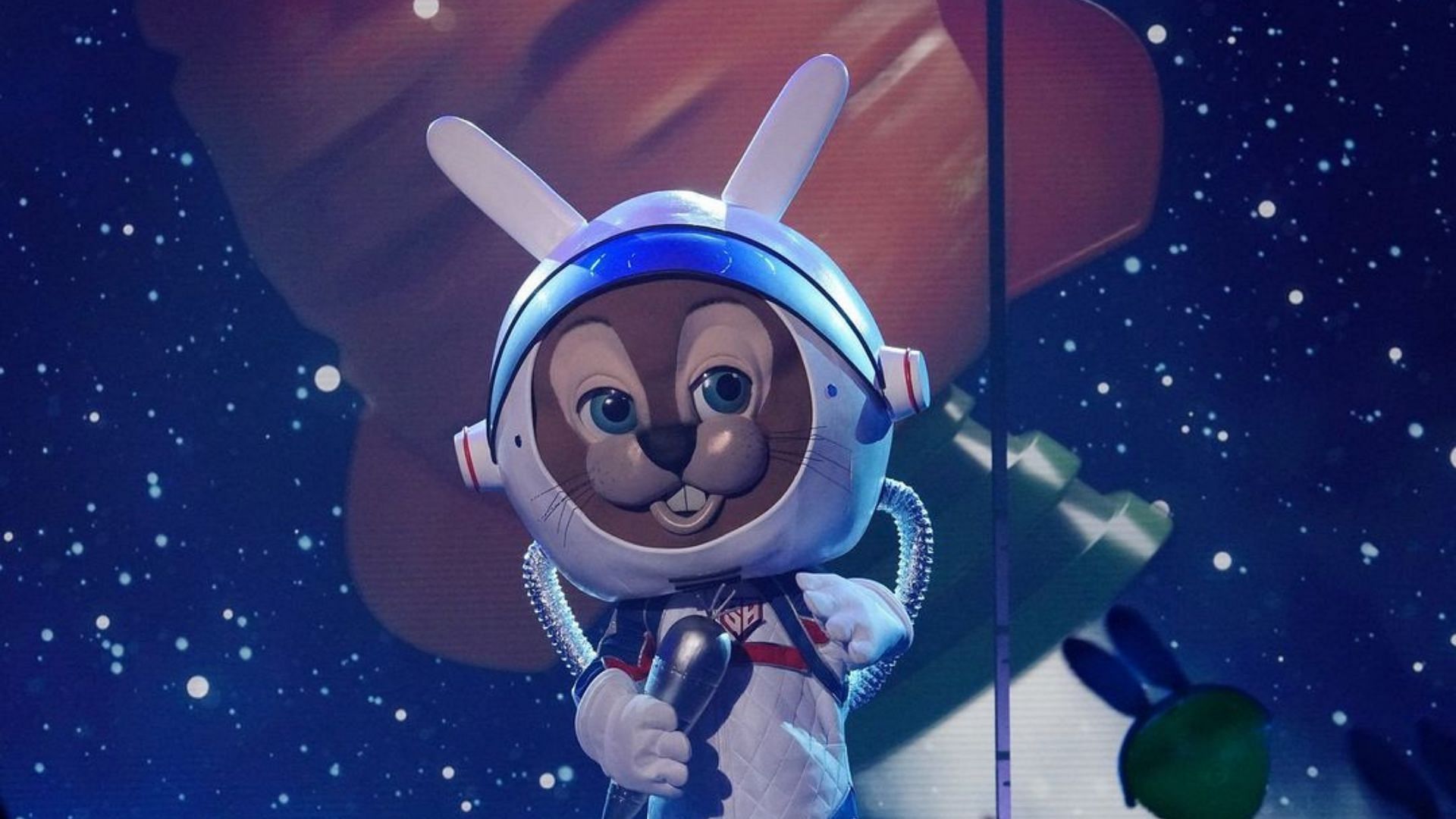 Team Good&#039;s Space Bunny appears in The Masked Singer season 7 episode 7 (Image via maskedsingerfox/Instagram)