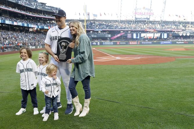 2022 MLB American League Cy Young Odds: Shane Bieber, Robbie Ray, Justin Verlander and More