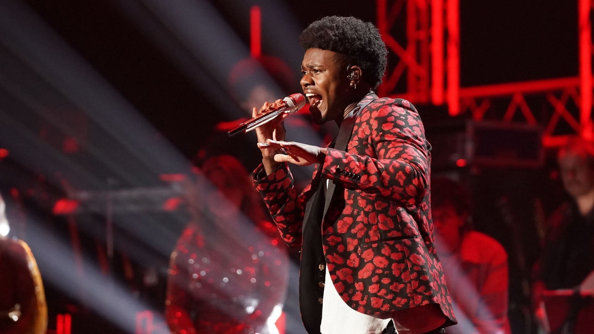 American Idol&#039;s fans were unimpressed with contestant Jay Copeland&#039;s performance (Image via Eric McCandless/ABC)