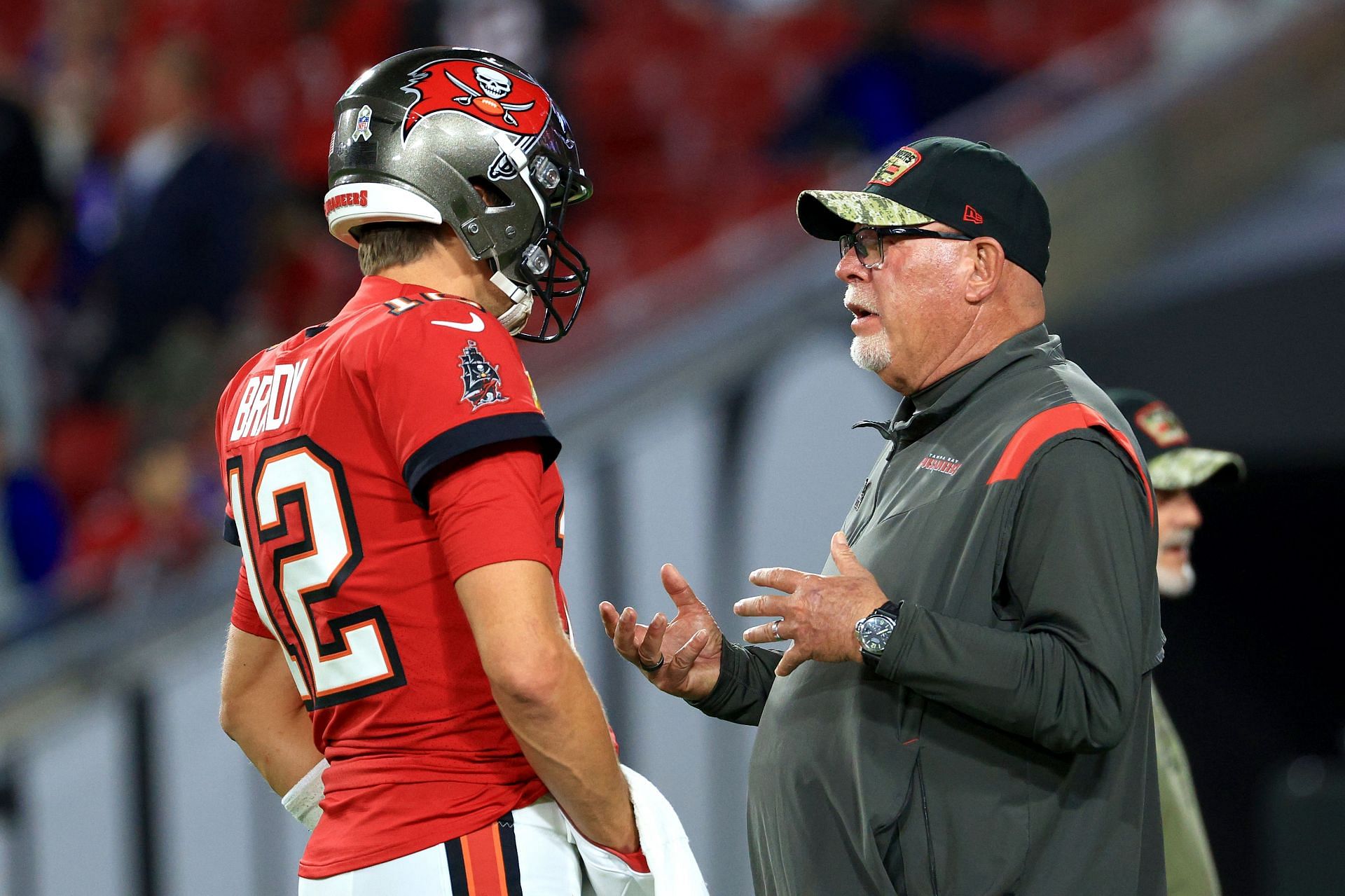 Buccaneers QB Tom Brady and former HC Bruce Arians