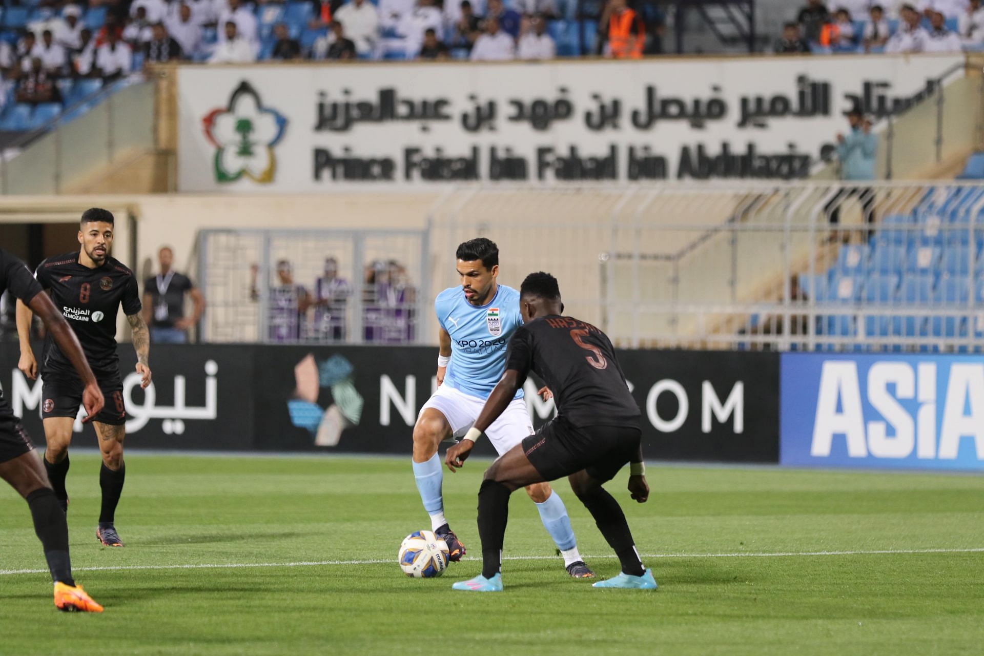 Mumbai City FC&#039;s Cassio Gabriel trying to get past Al-Shabab FC&#039;s Hassan Al Tambakti (Image Courtesy: Mumbai City FC)