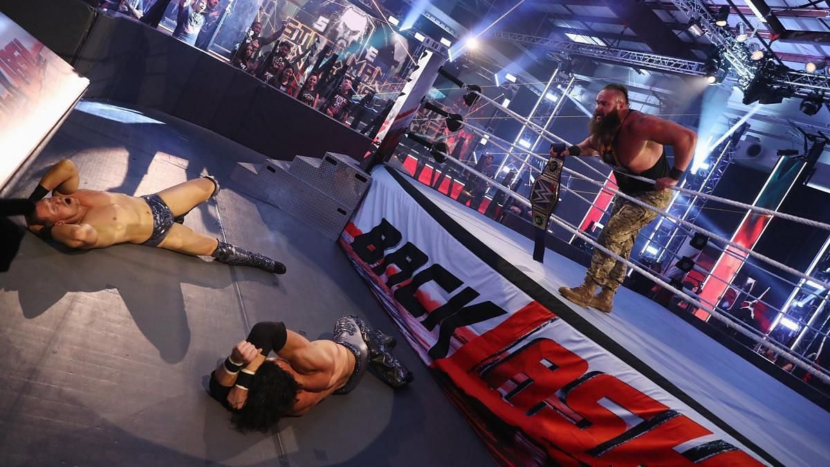 WWE Backlash 2020 में ब्रॉन स्ट्रोमैन ने दो सुपरस्टार्स को हराया था WWE Backlash 2020 में ब्रॉन स्ट्रोमैन ने दो सुपरस्टार्स को हराया था