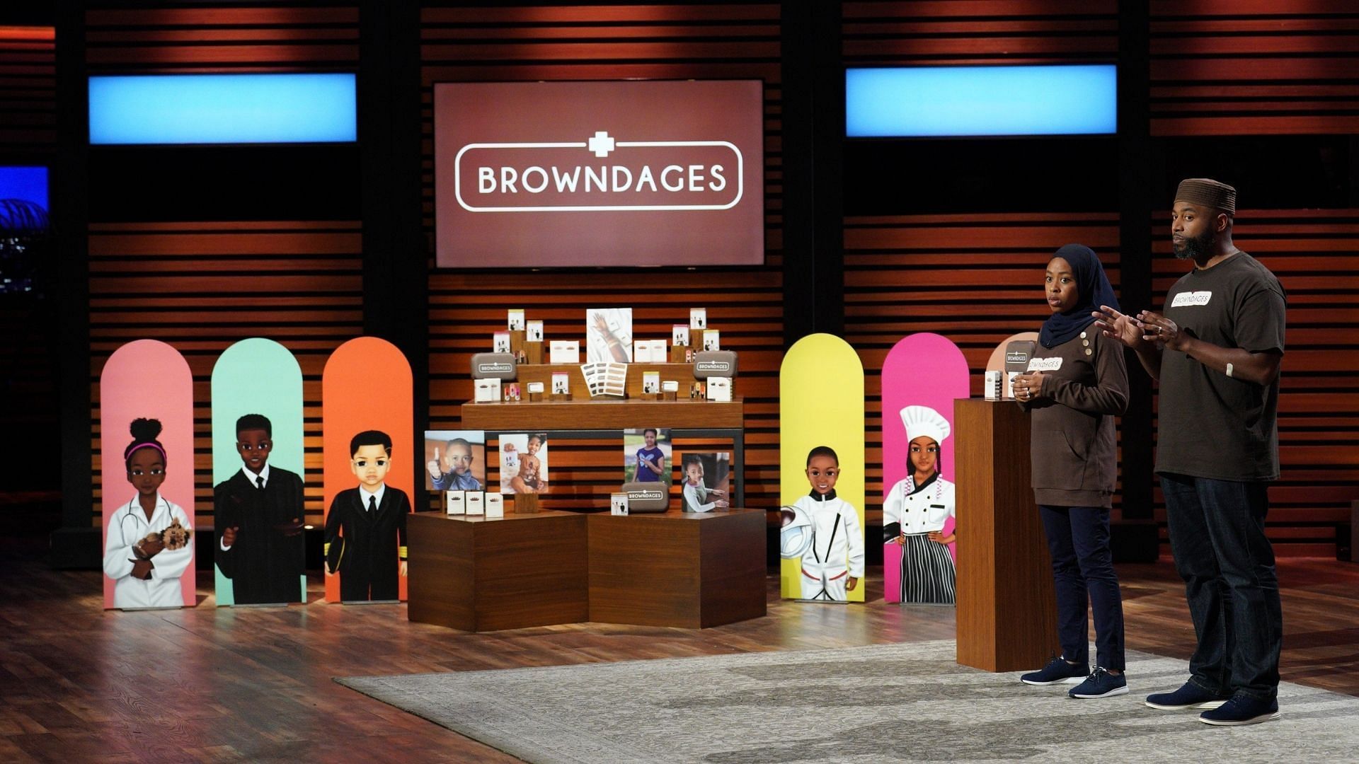Browndages pitch their product on Shark Tank episode 20 (Image via Christopher Willard/ABC)