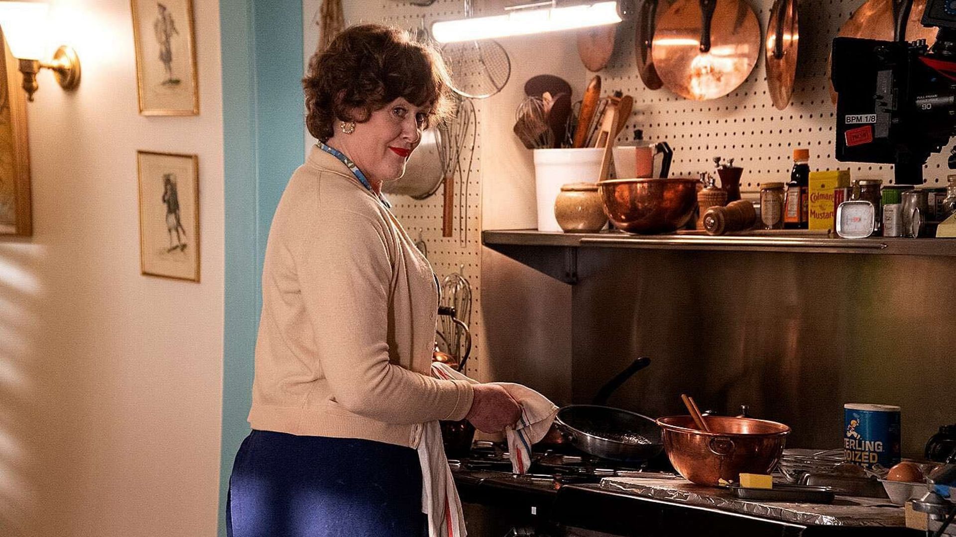 Sarah Lancashire as Julia Child on HBO Max&#039;s latest release Julia (Image via @Fancashires/Twitter)