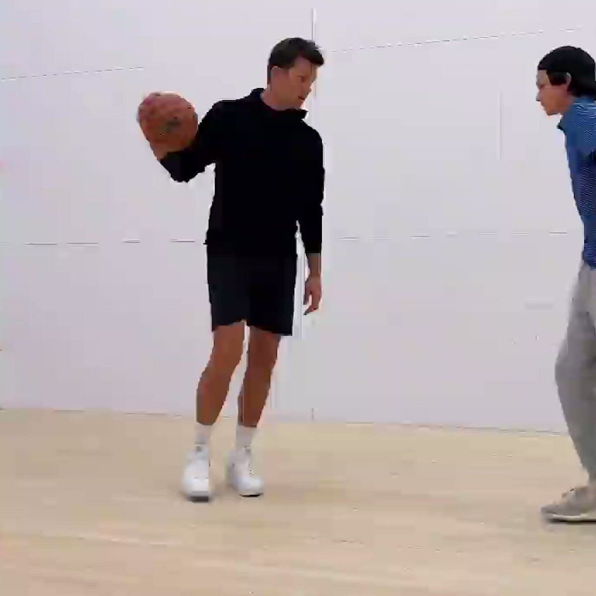 Tom Brady Shows Off Jumper In Basketball Workout, Goes 1-on-1 With Son!