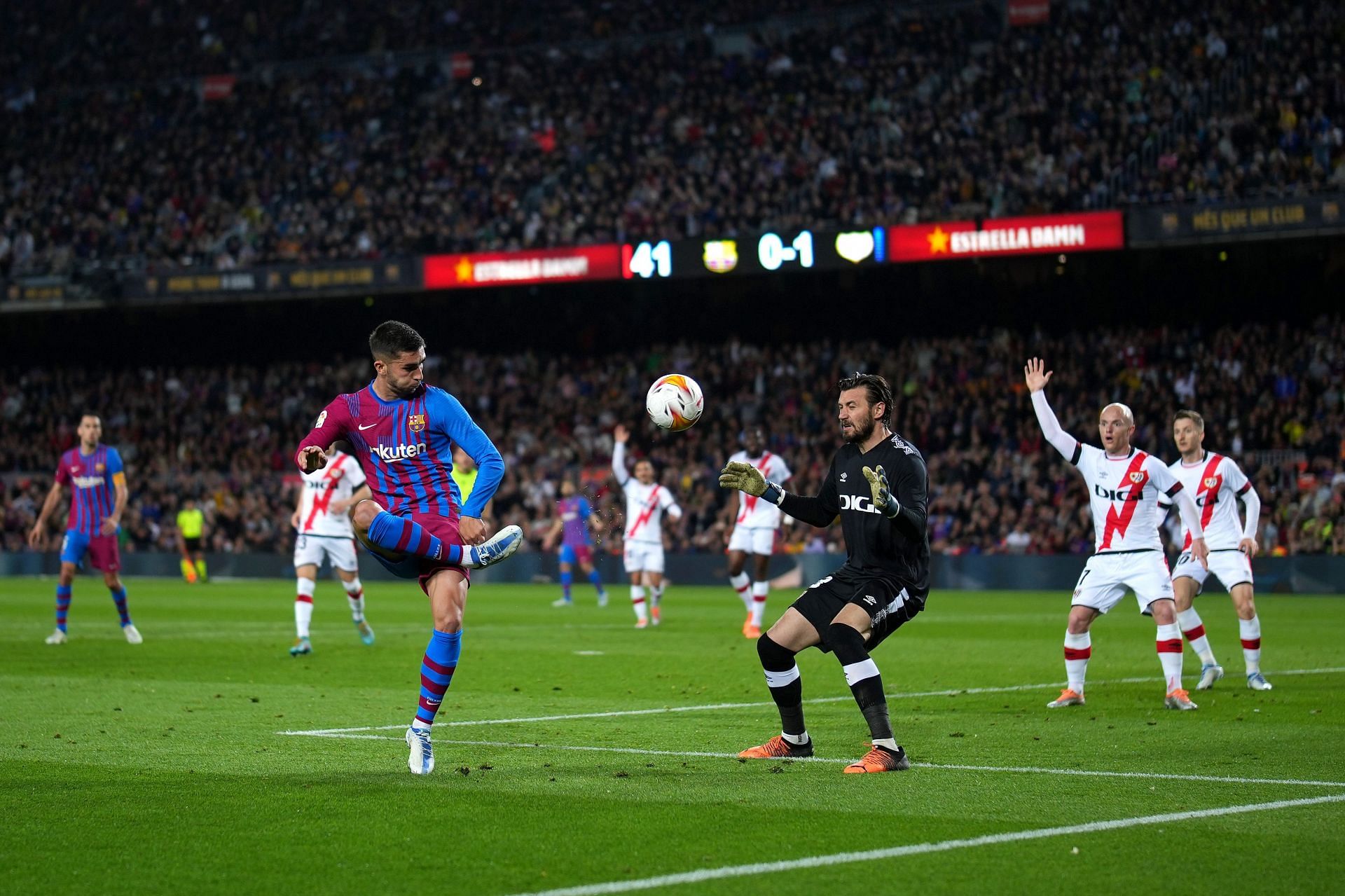 FC Barcelona v Rayo Vallecano - La Liga Santander