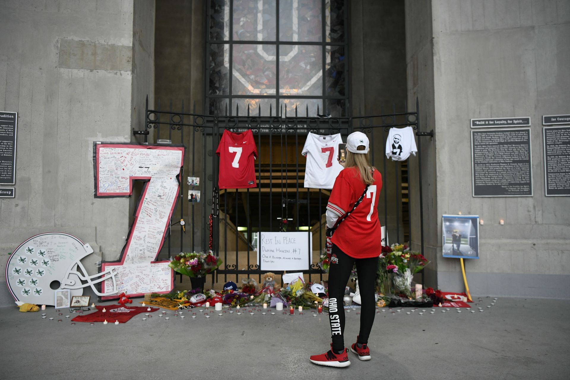 Candlelight Vigil Held for Dwayne Haskins Jr.