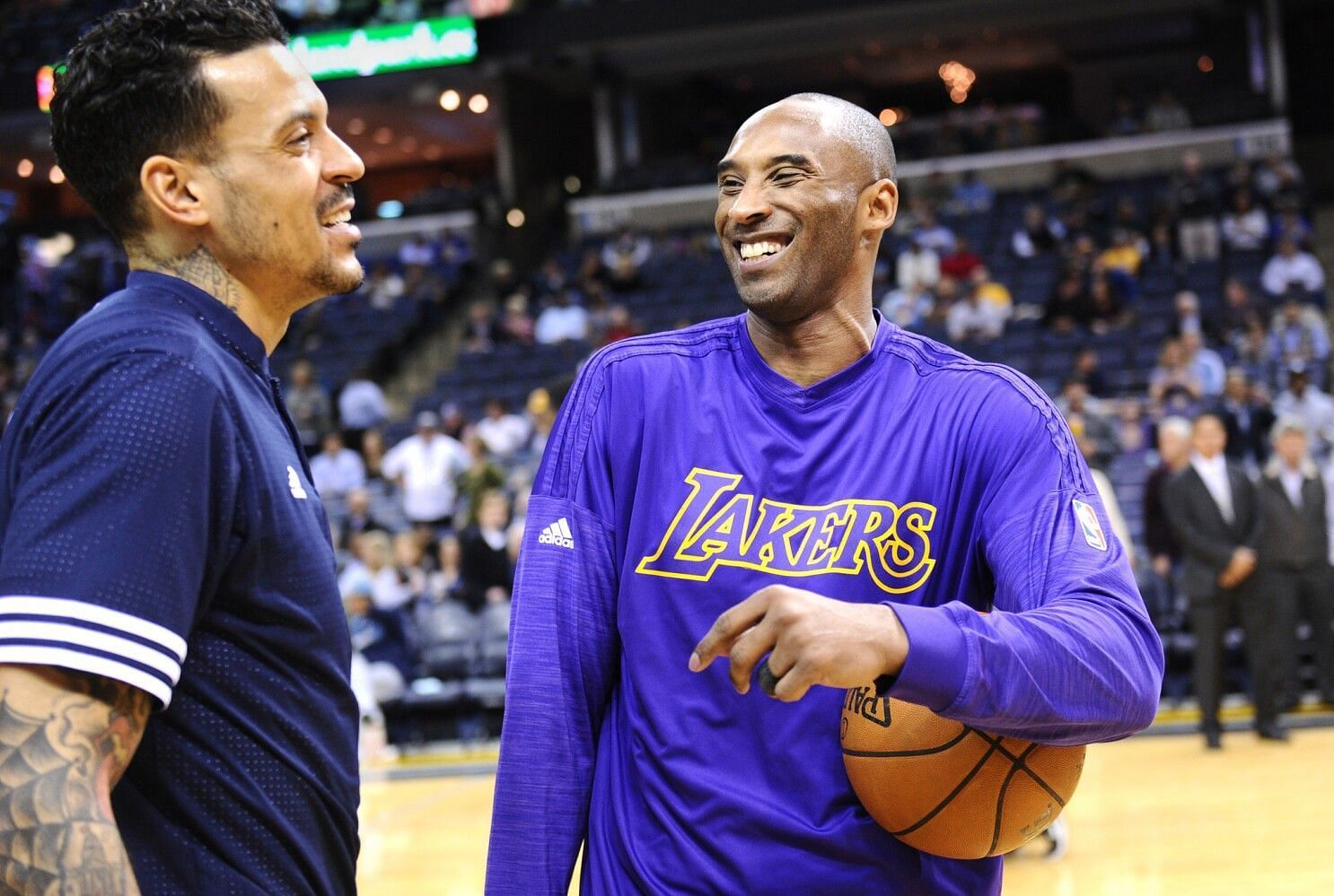 Matt Barnes and Kobe Bryant. (Photo: The LA Times).