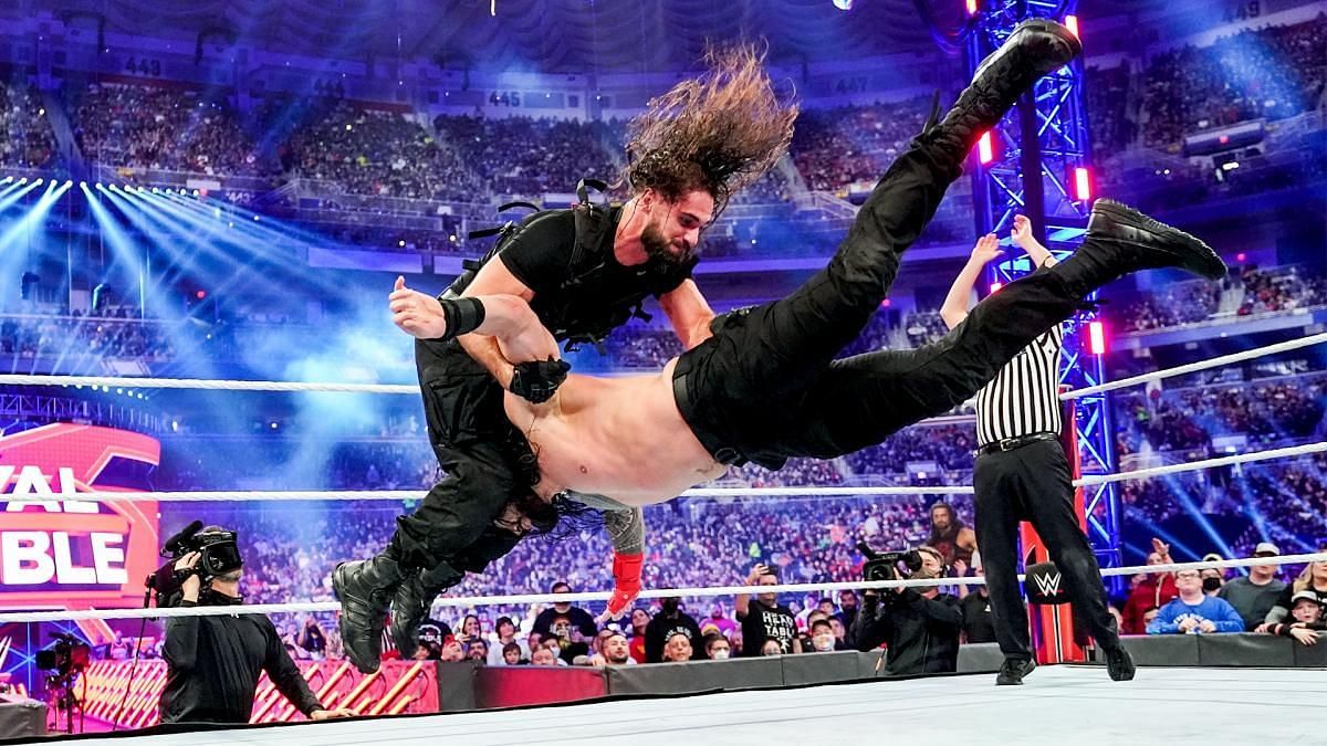 Rollins defeated Reigns by DQ