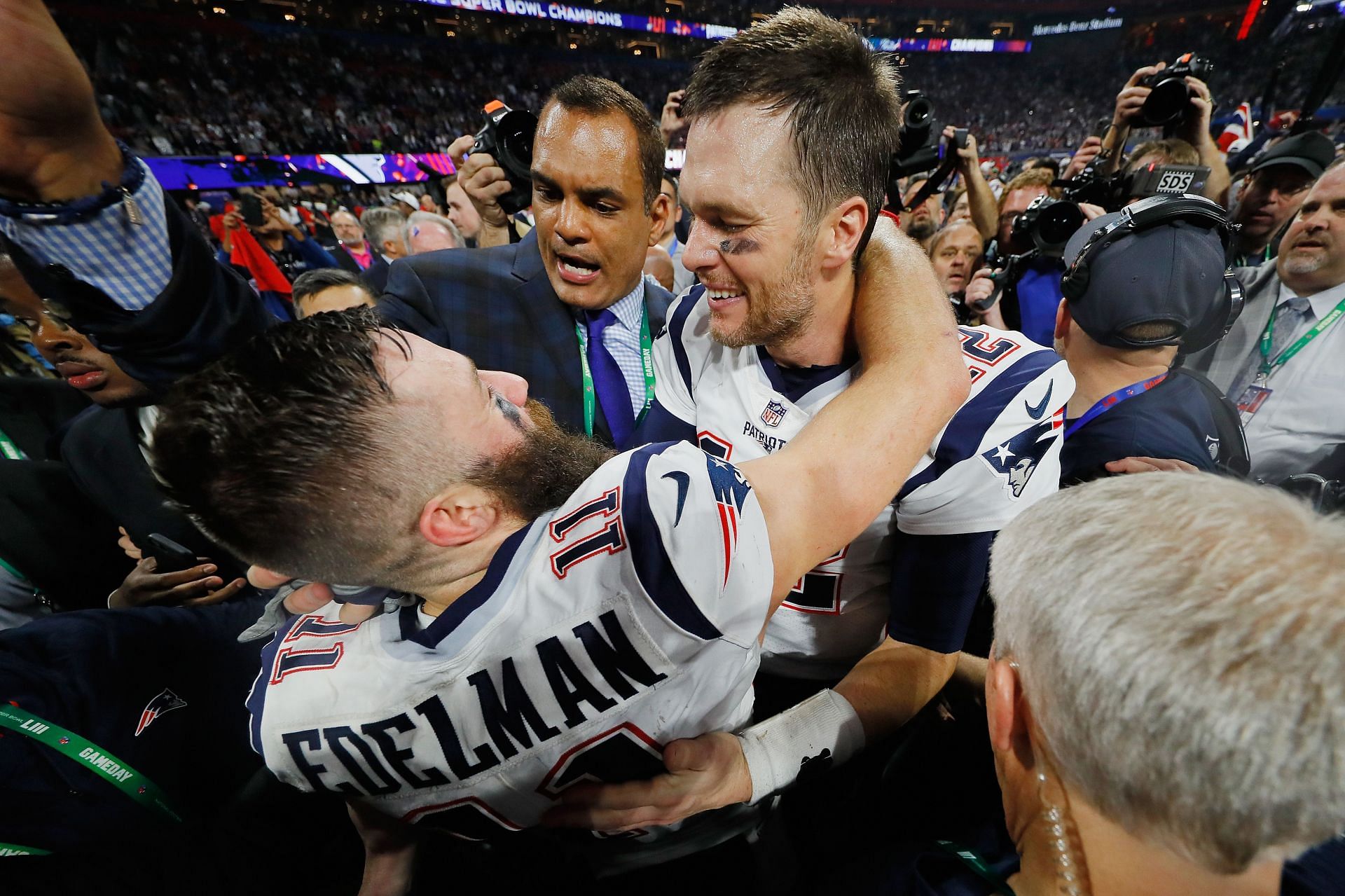 Tampa Bay Buccaneers: Pats' Edelman fools fans with April Fools joke