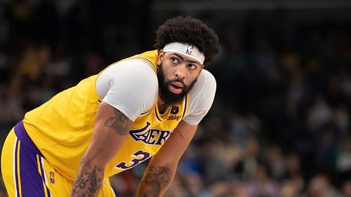 Anthony Davis played great but could not carry the LA Lakers to a much-needed victory over the Denver Nuggets last night. [Photo: Orange County Register]