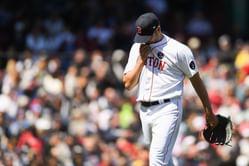 "The job is to be a professional and show up. That’s something that I learned from my dad" - Rich Hill pays respect to late father, pitches for Boston Red Sox three days after his passing