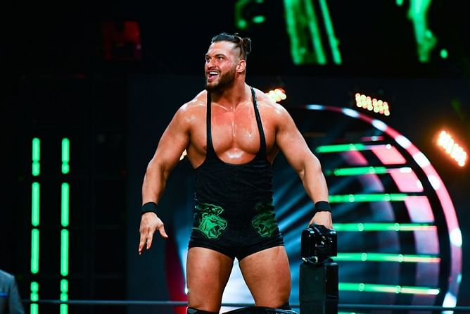 Wardlow defeats former WWE SmackDown "Superstar" on AEW Dynamite