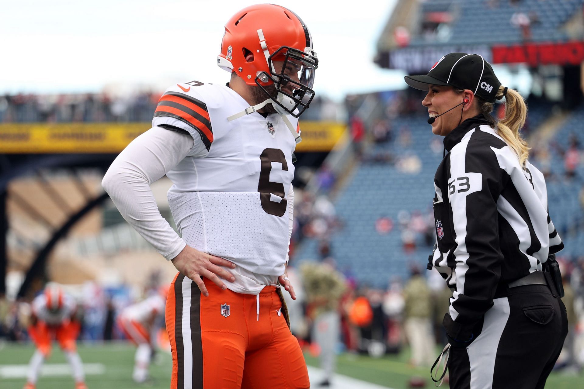 Baker Mayfield has lucky escape after 'cheap shot' as he threw touchdown -  Mirror Online