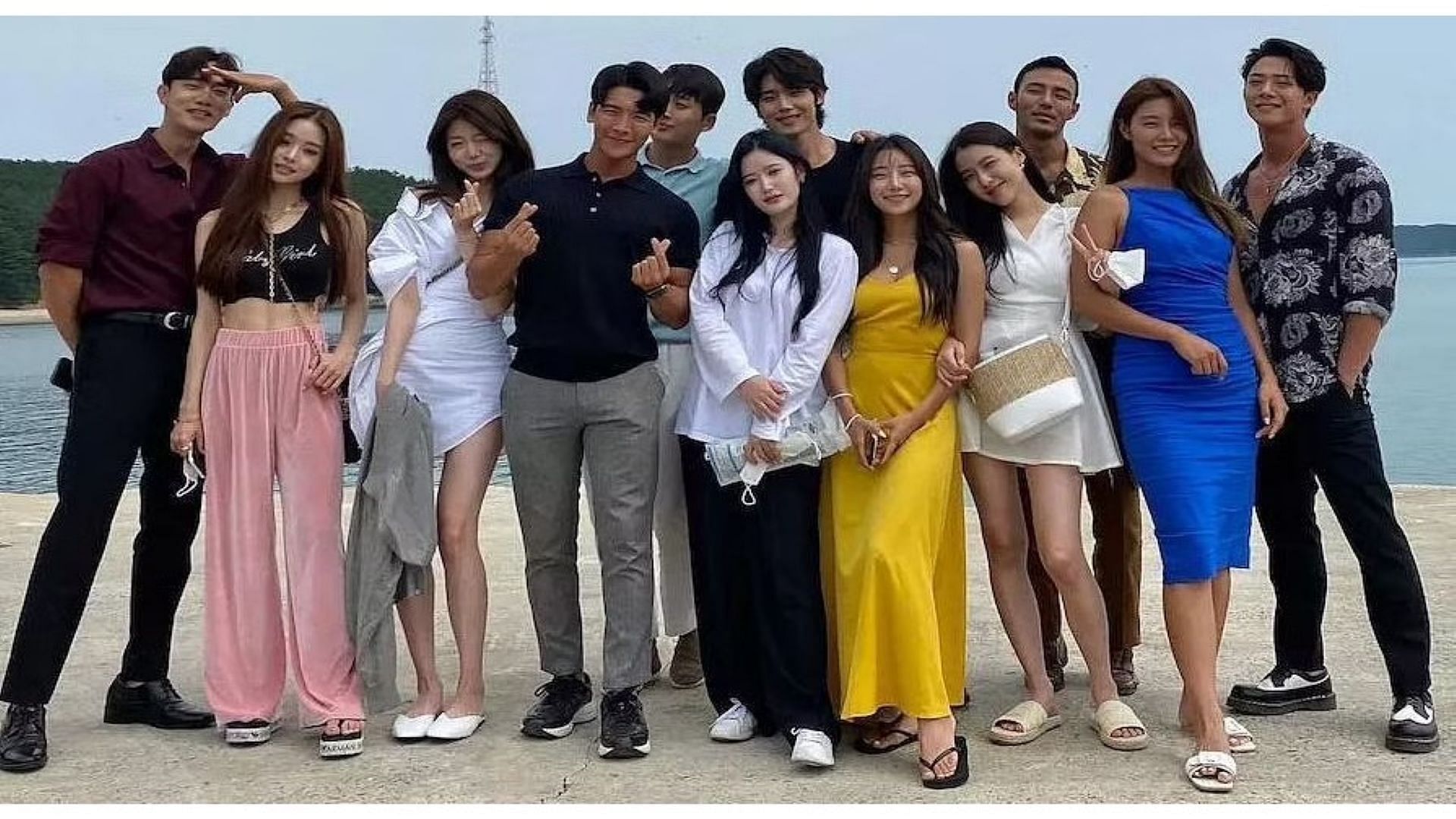 A still of Single&#039;s Inferno cast members from the first season (Image via Netflixkr/Instagram)