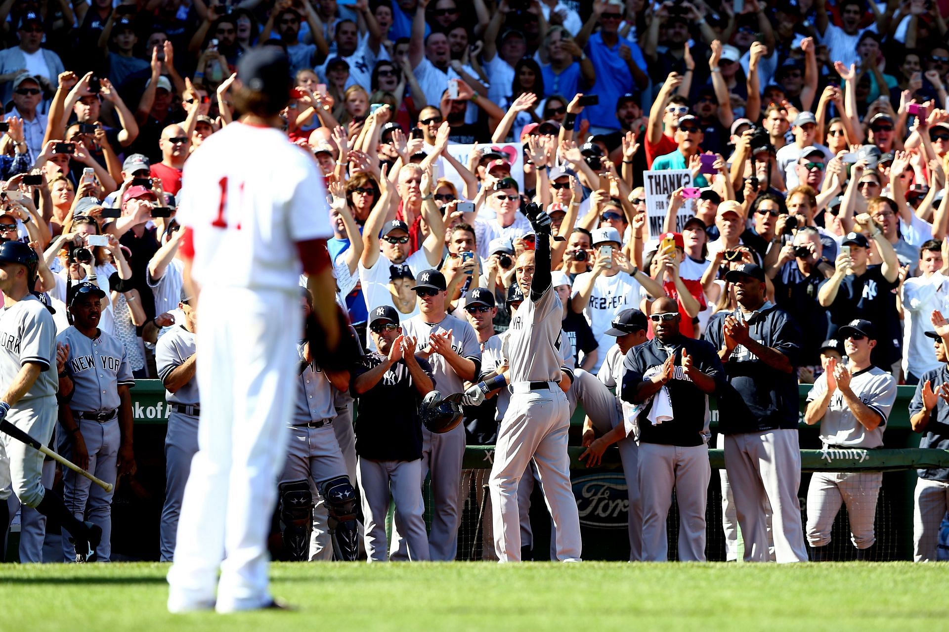 New York Yankees legend Derek Jeter applauded by the fans at Fenway Park