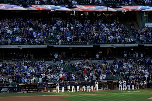 Chicago Cubs v Milwaukee Brewers