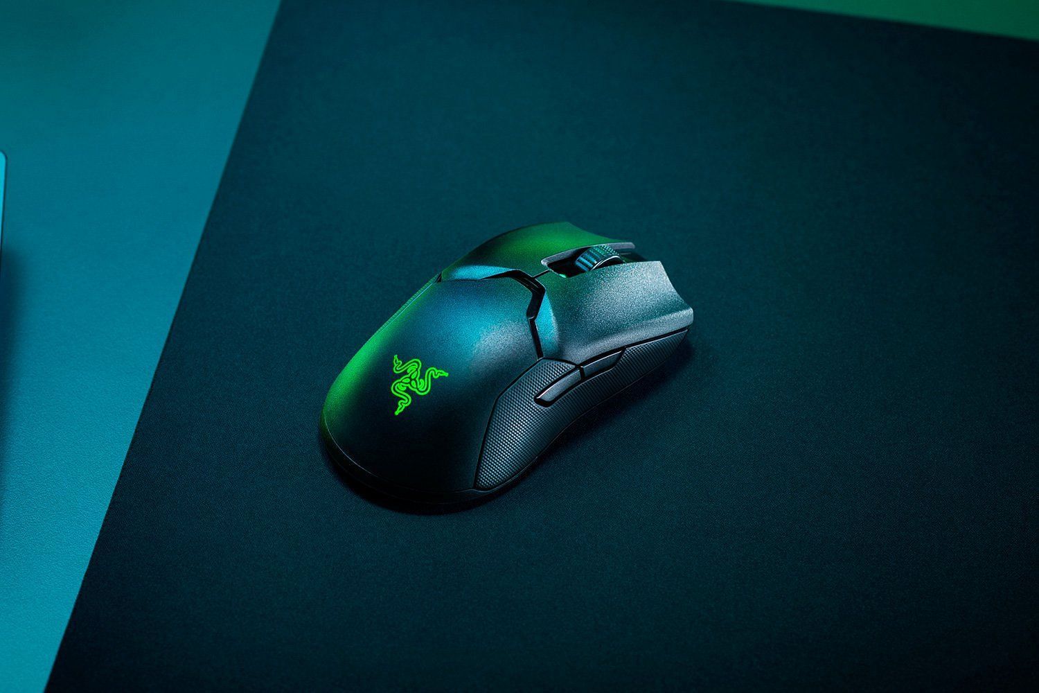 Razer Viper Ultimate (Image via Razer)