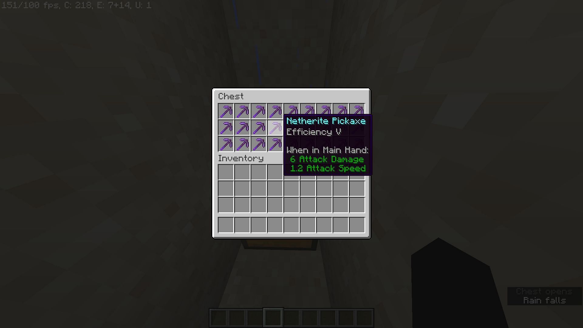 Netherite pickaxes with Efficiency V applied (Image via Minecraft)