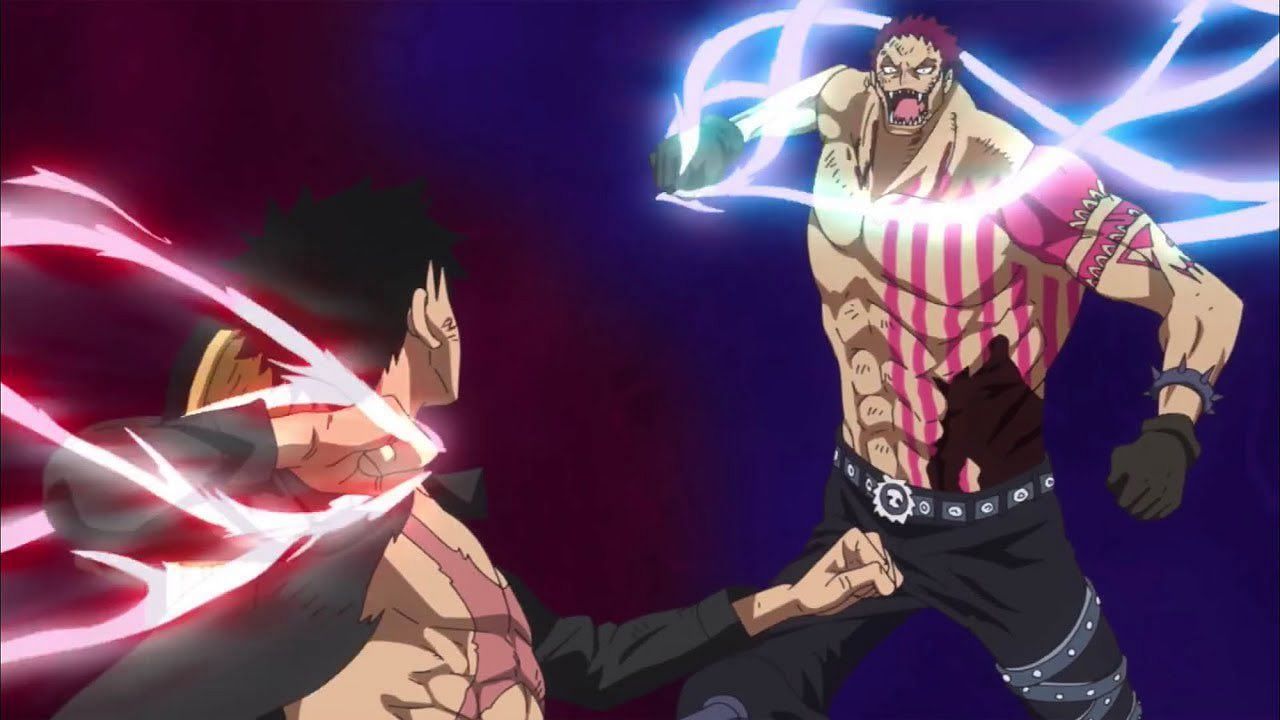 Katakuri seen fighting Luffy in the One Piece anime (Image via Toei Animation)