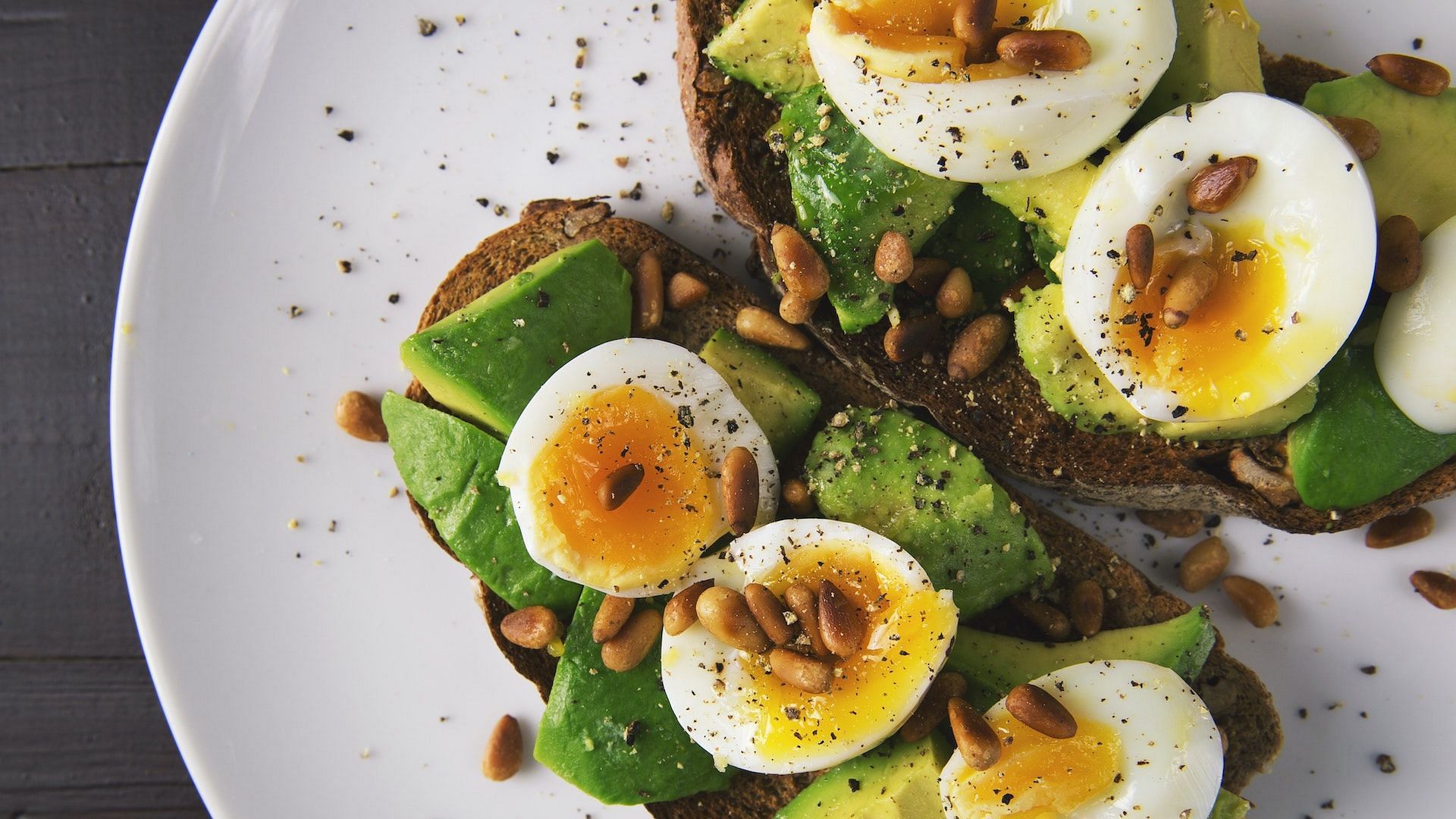 Fats are required to maintain balance in nutrition. Image via Pexels/FoodieFactor