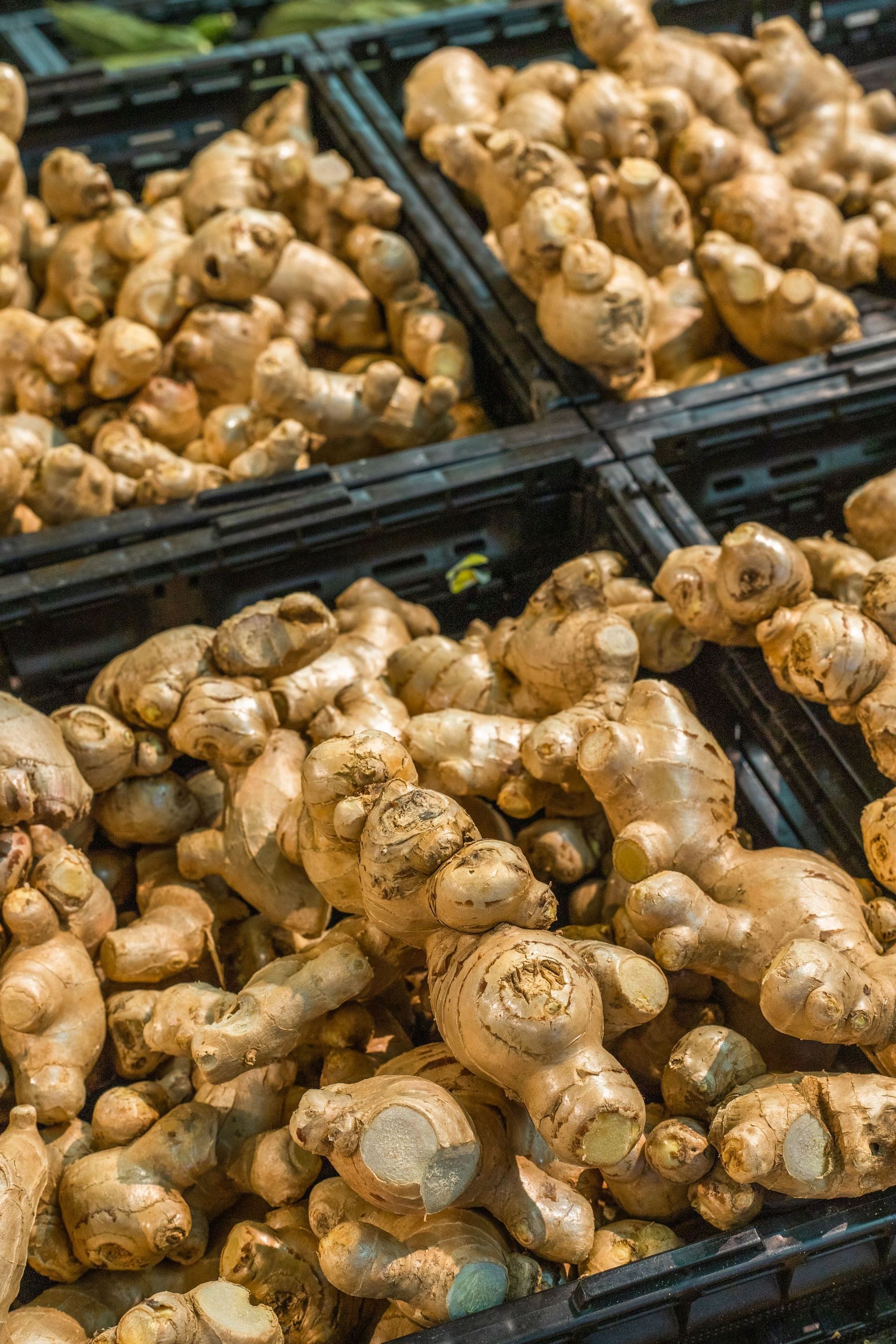 Always buy fresh and wrinkle-free ginger (Photo by Mitchell Luo on Unsplash)