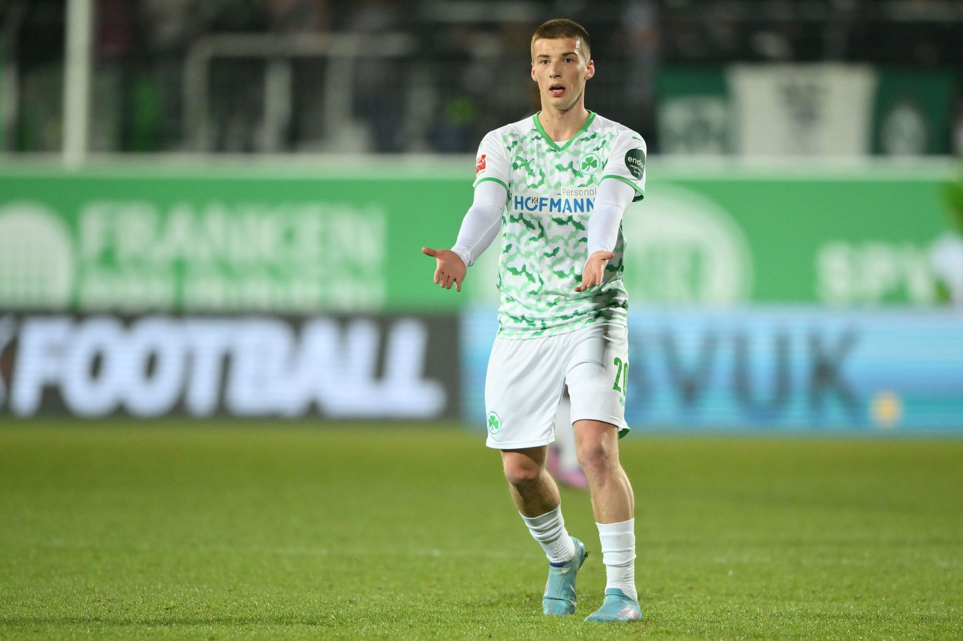 SpVgg Greuther F&uuml;rth will host Borussia Monchengladbach.