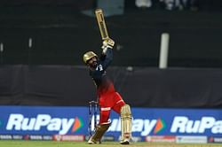 “When RCB picked him at the auction, we were all wondering why” - Sanjay Manjrekar hails Dinesh Karthik for proving critics wrong in IPL 2022