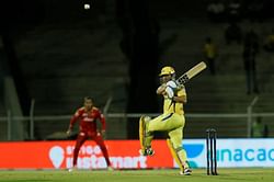 “His batting has been much better than the rest” - Aakash Chopra on former CSK skipper MS Dhoni’s performance in IPL 2022