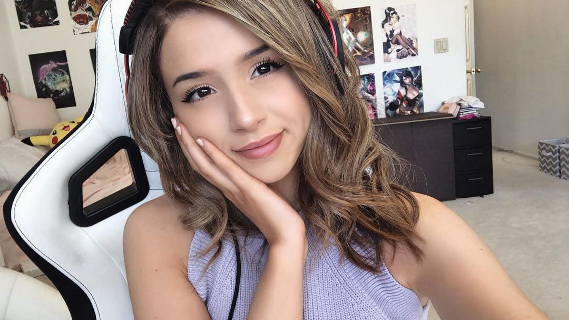 Pokimane took to Twitter to discuss an issue close to home (image via pokimanelol/Twitter)