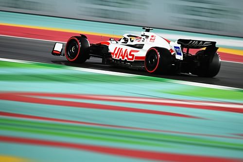 Haas F1's Kevin Magnussen in action during the 2022 F1 Saudi Arabian GP weekend (Photo by Clive Mason/Getty Images)