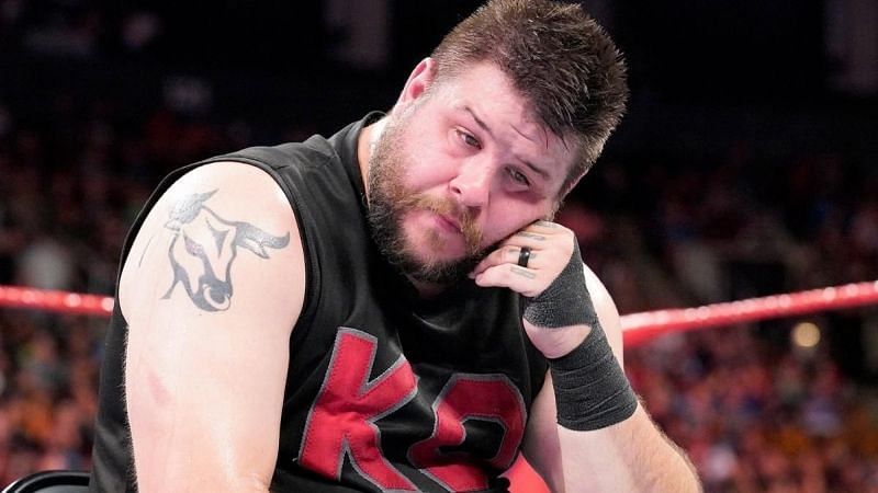 WWE के मौजूदा सुपरस्टार के कारण परेशान हुए केविन ओवेंस