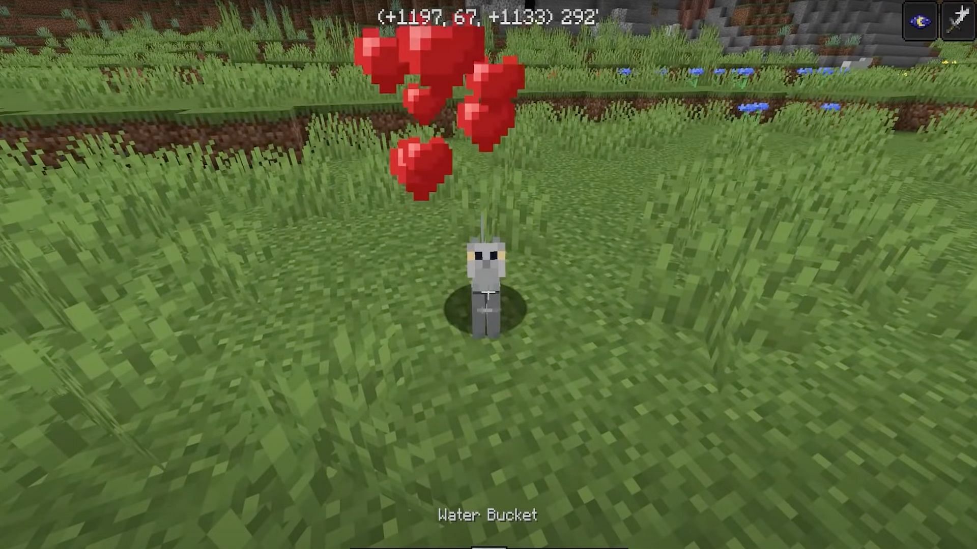 Minecraft players will need to tame cats to scare the creepers (Image via Dusty Dude/YouTube)
