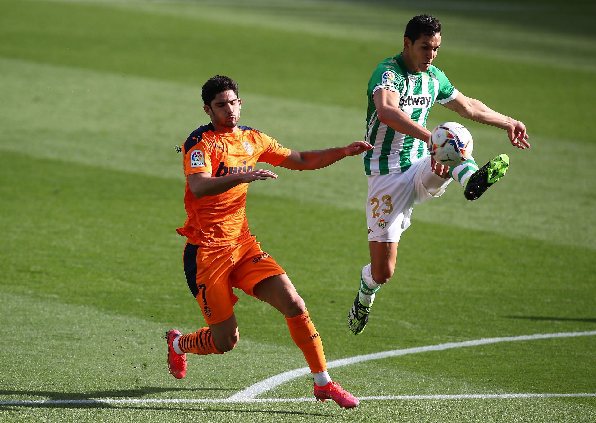 Real Betis take on Valencia this weekend