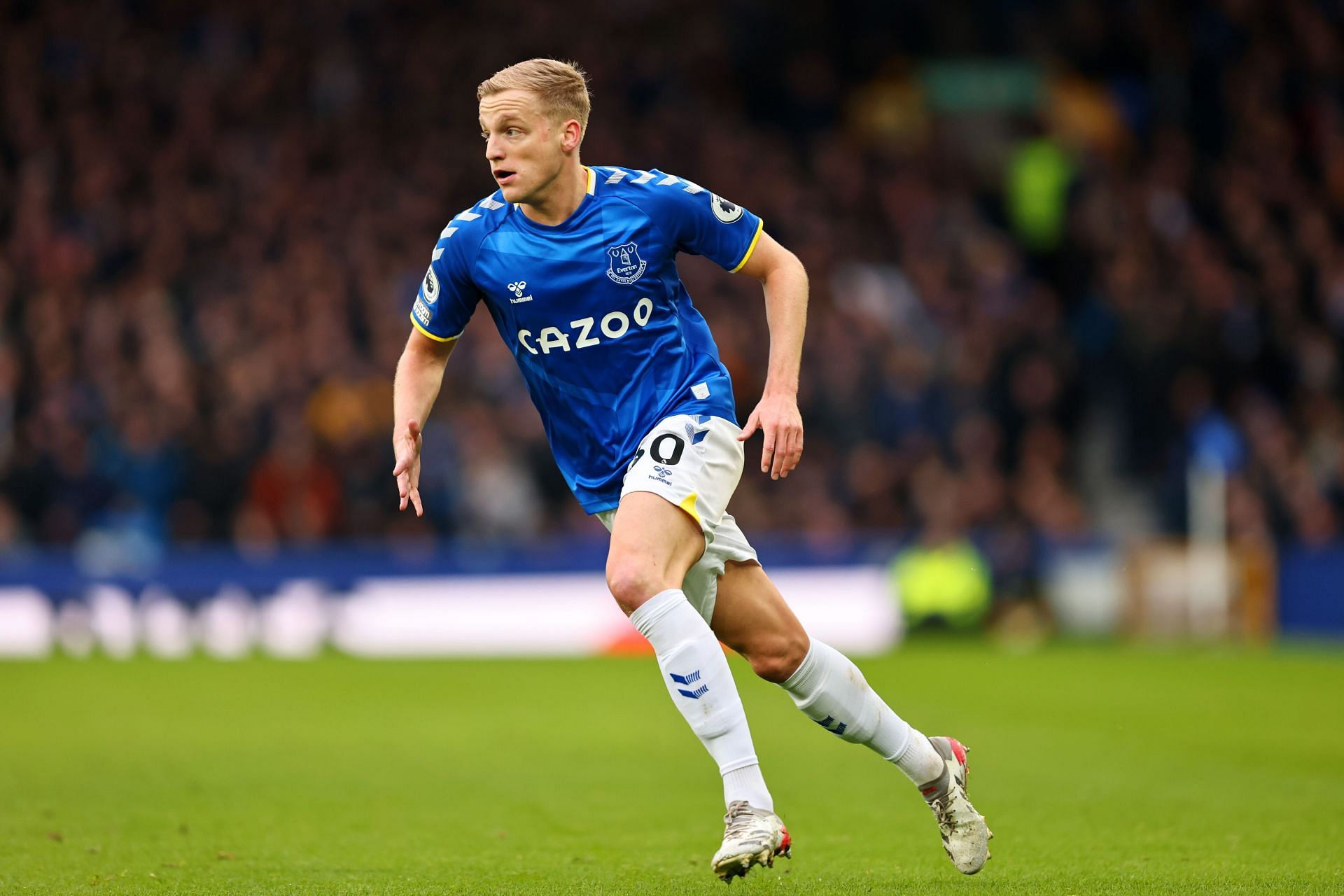 Donny van de Beek has struggled since joining Everton on loan.