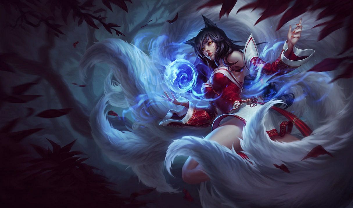 Ahri is an age-old counter to LeBlanc and she is even better in 2022 (Image via League of Legends)