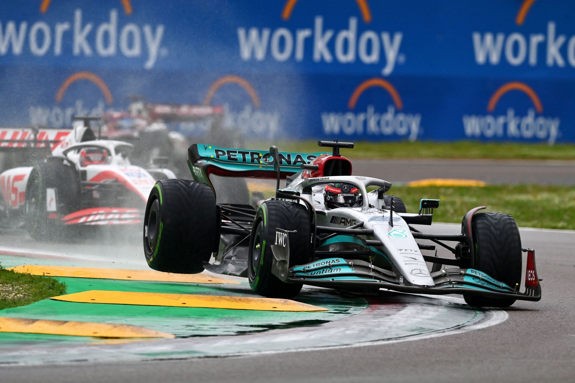 Mercedes driver George Russell in action during the 2022 F1 Imola GP weekend (Photo by Dan Mullan/Getty Images)